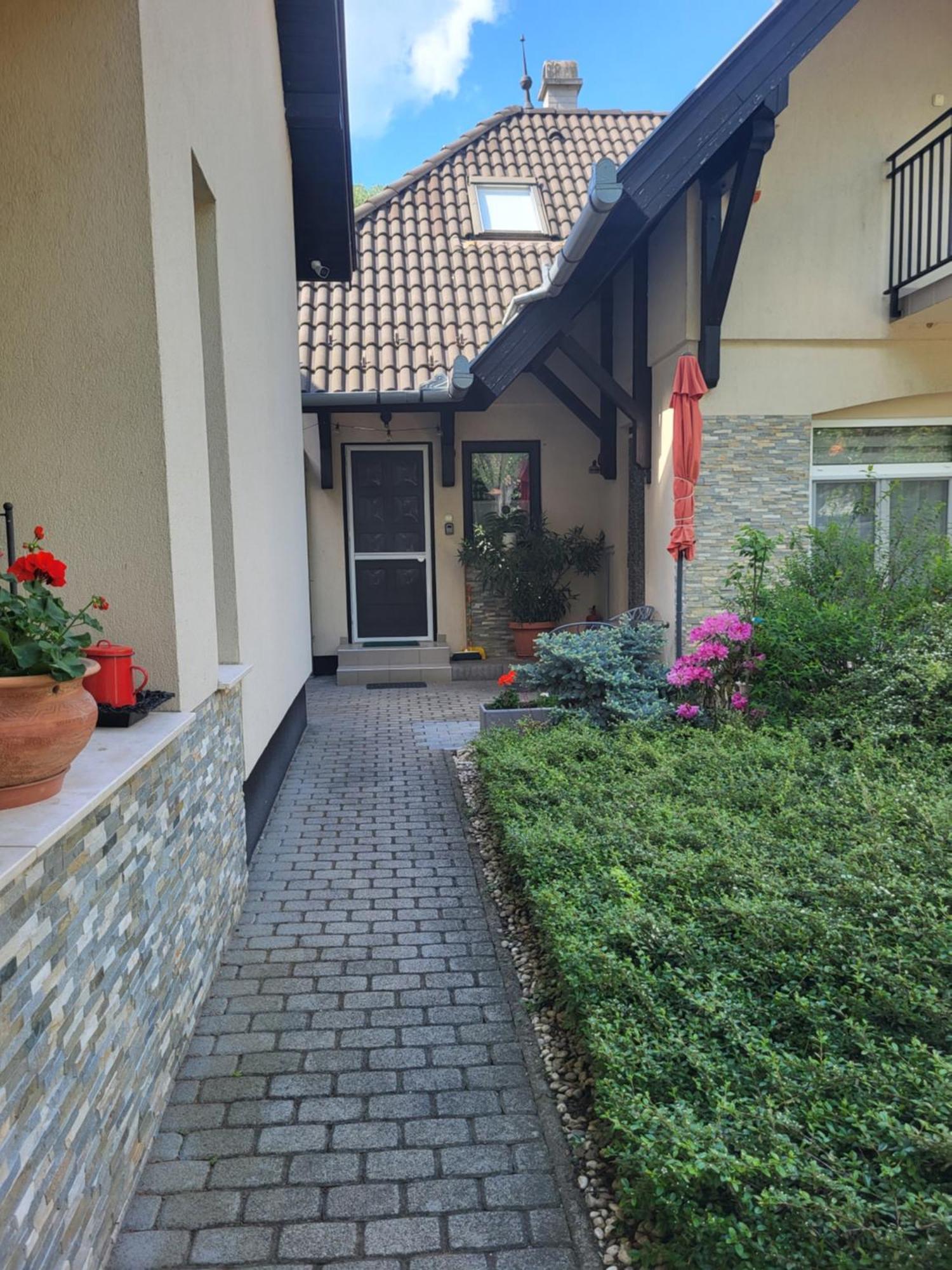 Varlak Apartmans ✷ ✷ ✷ Siófok Buitenkant foto